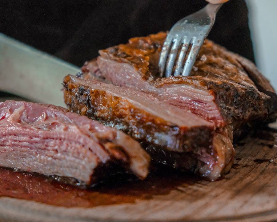 Chuletón madurado a la brasa de encina